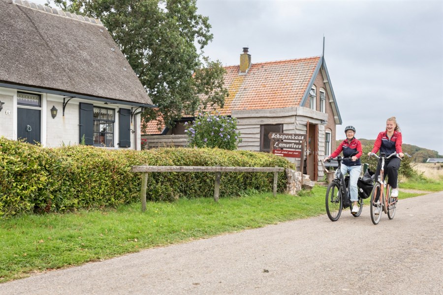 Message Doortraproute Texel officieel van start met fietstocht bekijken